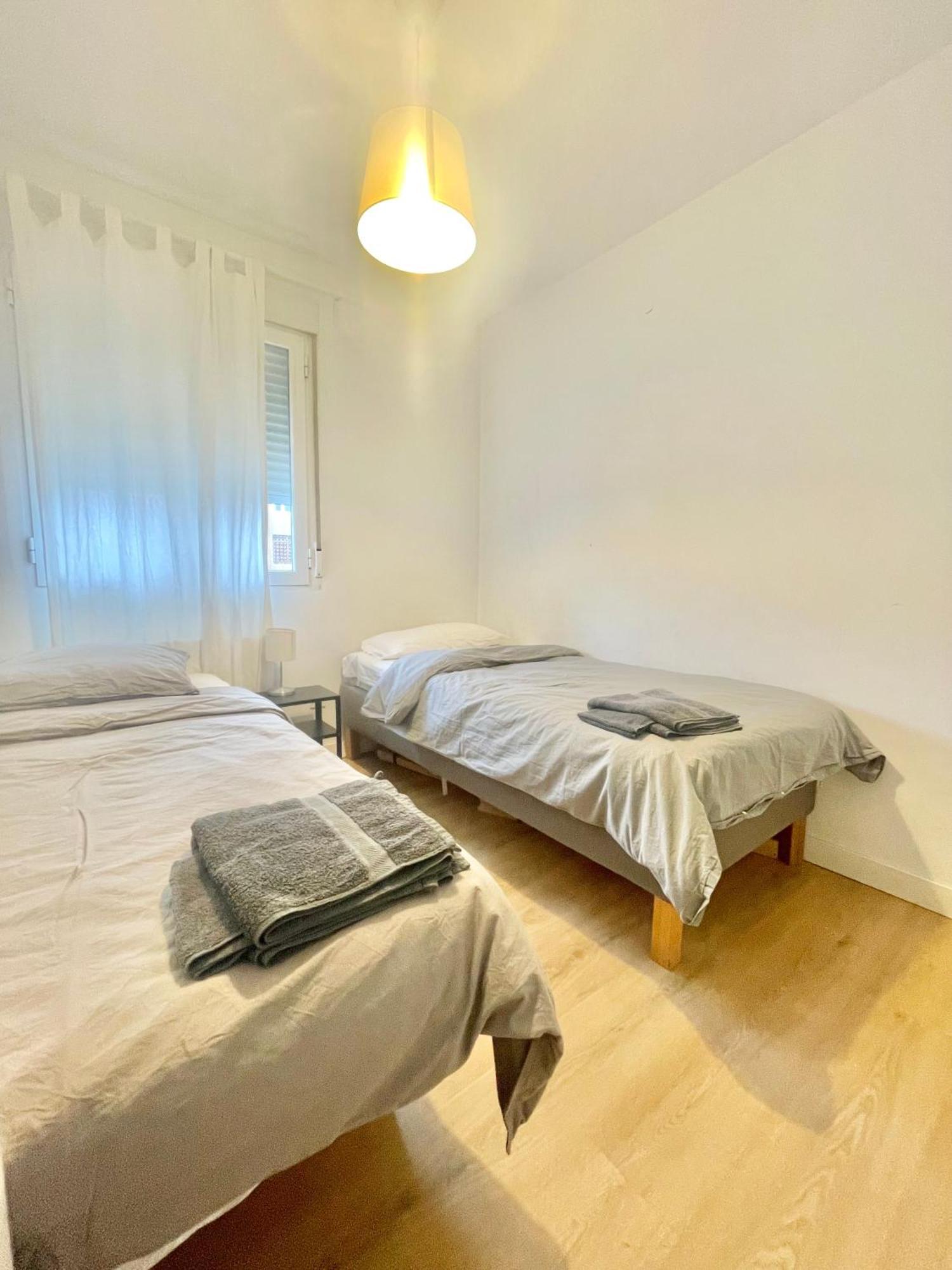 Apartamento Piso acogedor y tranquilo - Junto a ifema y aerop. Madrid Exterior foto