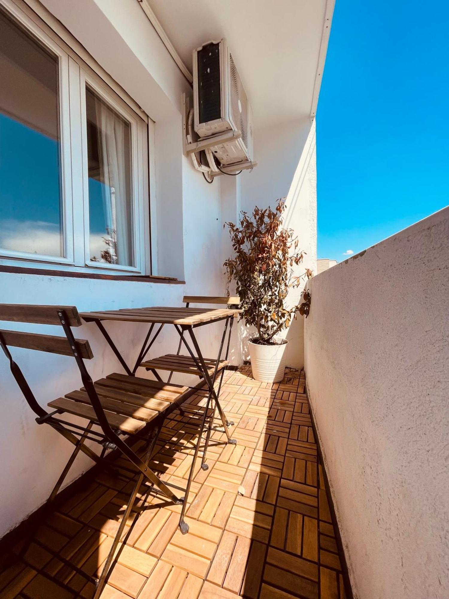 Apartamento Piso acogedor y tranquilo - Junto a ifema y aerop. Madrid Exterior foto