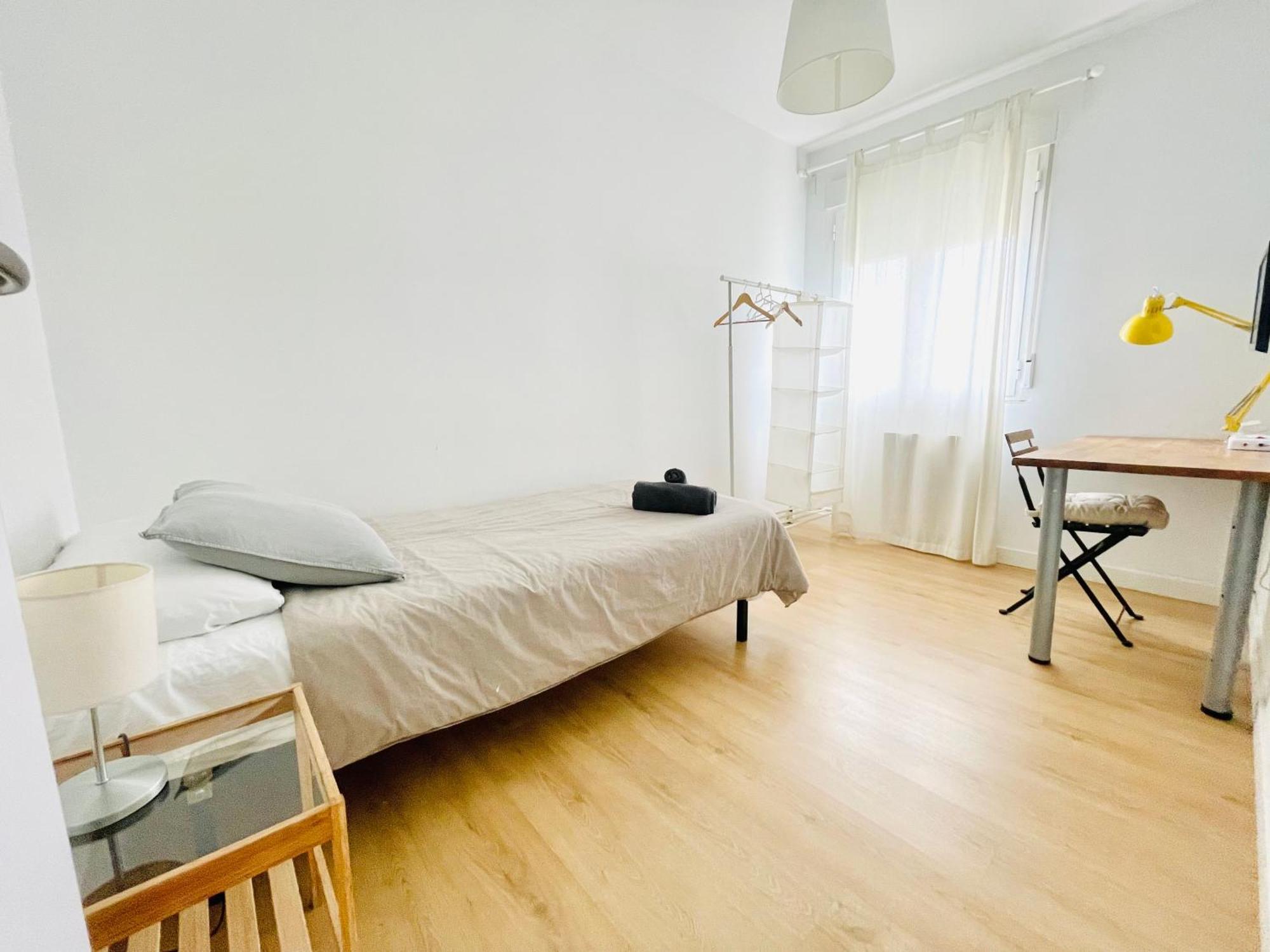 Apartamento Piso acogedor y tranquilo - Junto a ifema y aerop. Madrid Exterior foto